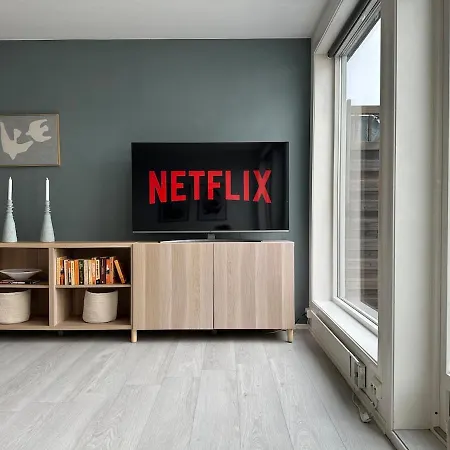 아파트 Ultra-central And Quiet, With Balcony