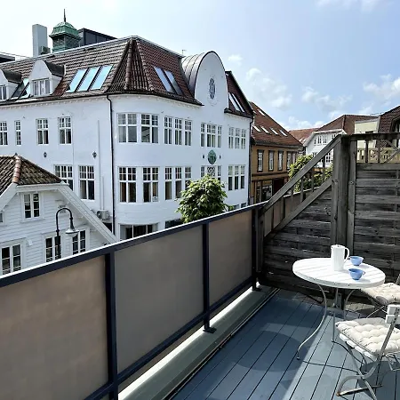 Ultra-central And Quiet, With Balcony Στάβανγκερ